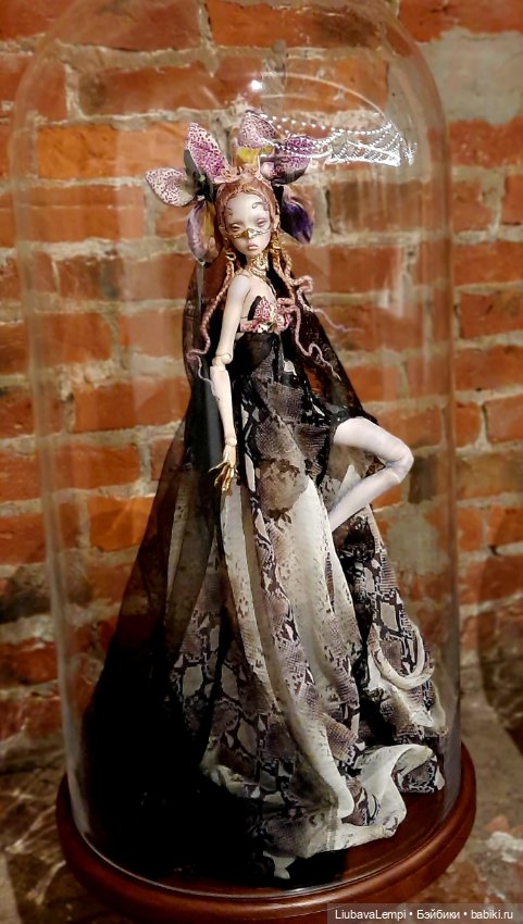 Бал кукол в Санкт-Петербурге или собкор Варвара докладывает