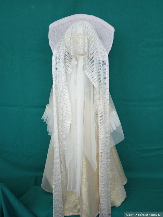 «Во всех ты, душенька, нарядах хороша!..» Вариация на тему «Царевна морская – рыбка золотая» (фото 4)