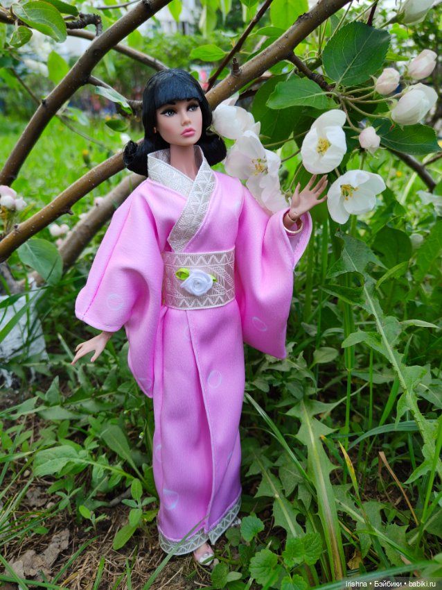 Poppy Parker miss independent в образе японки