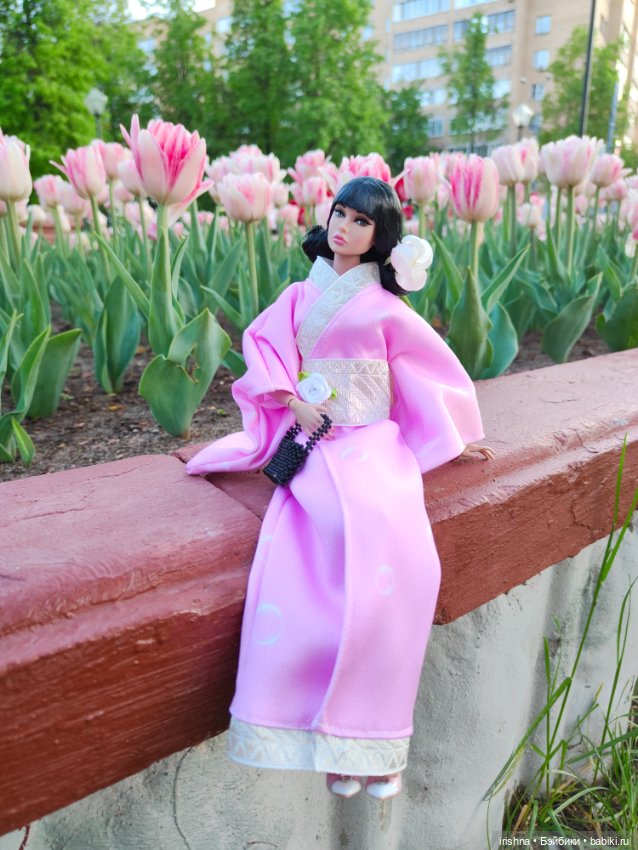 Poppy Parker miss independent в образе японки