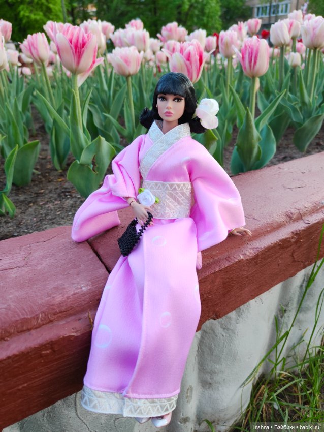 Poppy Parker miss independent в образе японки