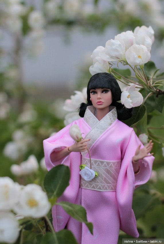 Poppy Parker miss independent в образе японки