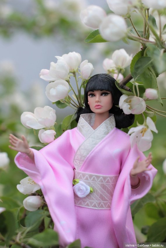 Poppy Parker miss independent в образе японки