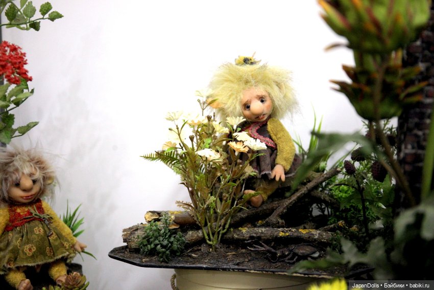 «Кто живет в старом саду» на выставке "Куклы с характером. Четвертая высота"
