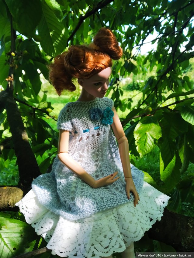 Мечтательная девушка без имени