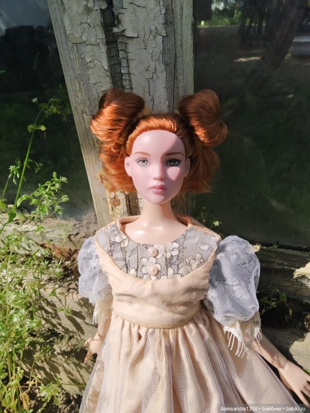 Мечтательная девушка без имени