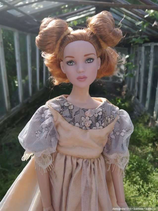 Мечтательная девушка без имени