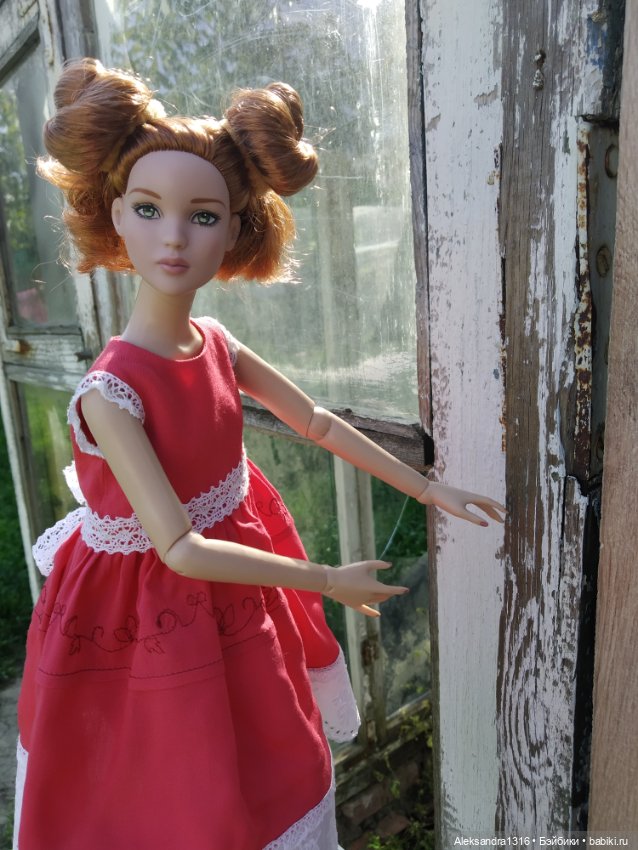 Мечтательная девушка без имени