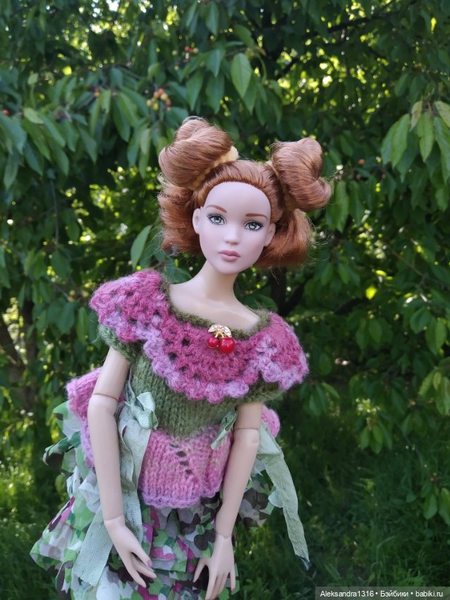 Мечтательная девушка без имени