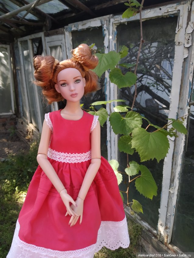 Мечтательная девушка без имени