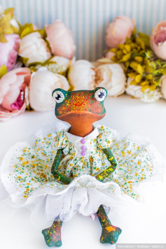 Лягушечка Теа текстильная кукла (фото 4)