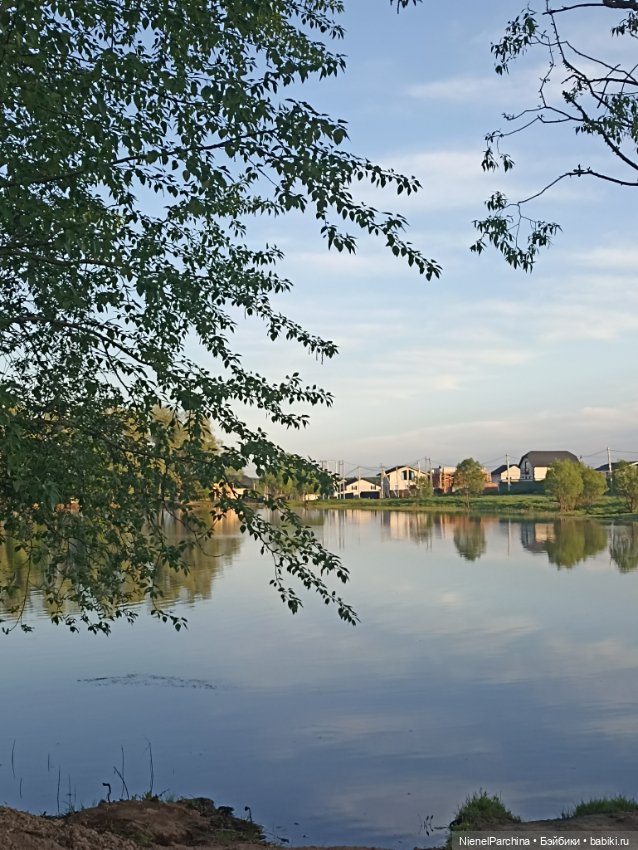 Эш на прогулке — Куклы Rainbow High (Рейнбоу Хай (фото 2)