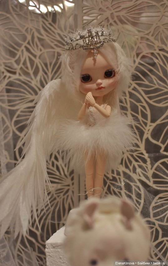 Бал кукол в Севкабеле, Санкт-Петербург. Часть первая: лица и личности