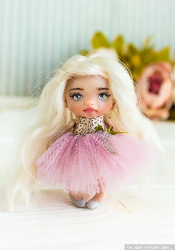 Миниатюрная куколка Лисса