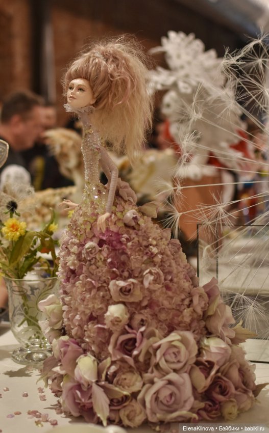 Бал кукол в Севкабеле, Санкт-Петербург. Часть первая: лица и личности