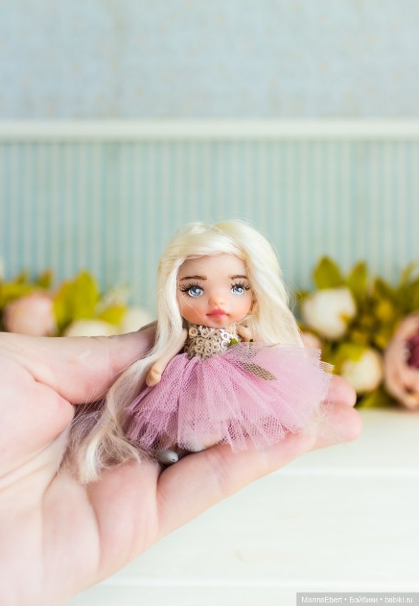 Миниатюрная куколка Лисса