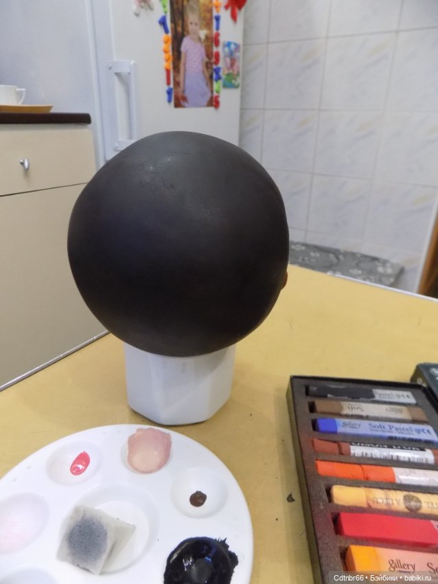 Реставрация двух тёмнокожих мальчиков. Один целлулоидный, второй металлический