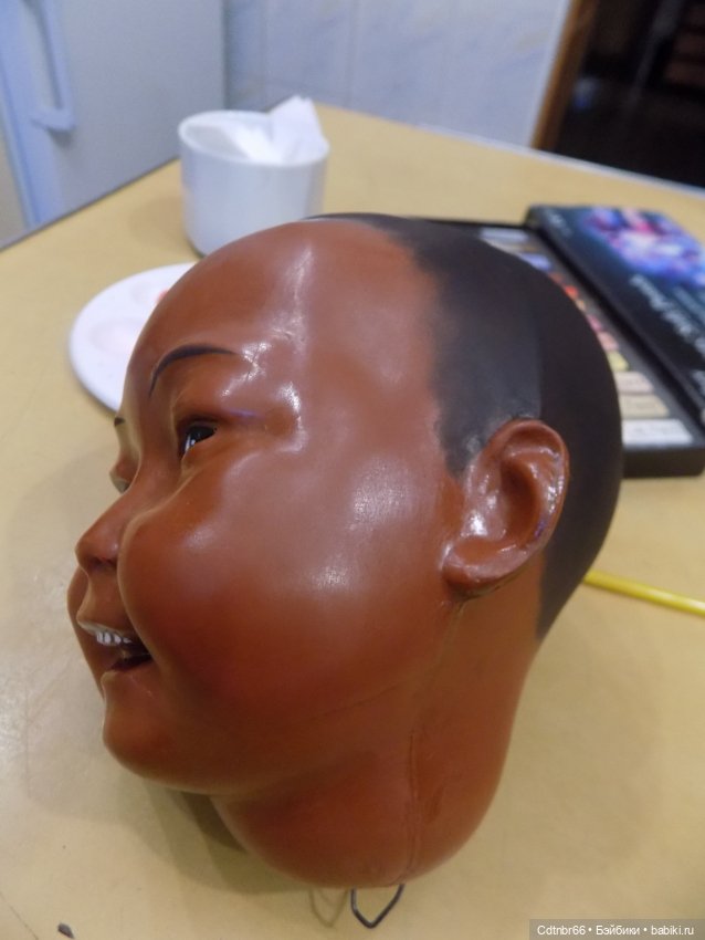 Реставрация двух тёмнокожих мальчиков. Один целлулоидный, второй металлический