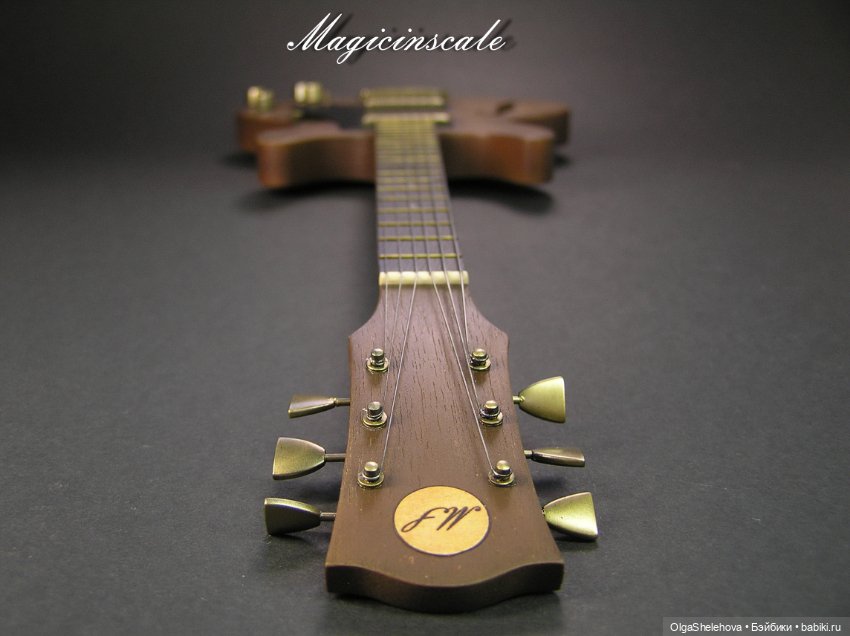 Миниатюрная электрогитара (фото 6)
