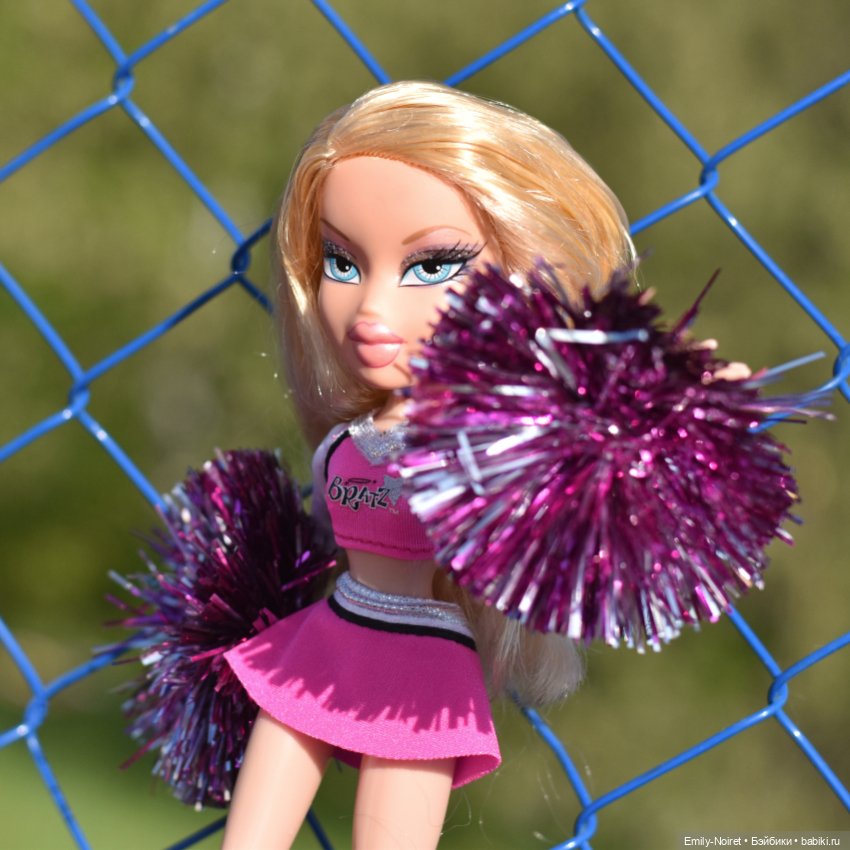 Болельщица Хлоя — Куклы Bratz (Братц) и Moxie Girlz: MGA (фото 6)