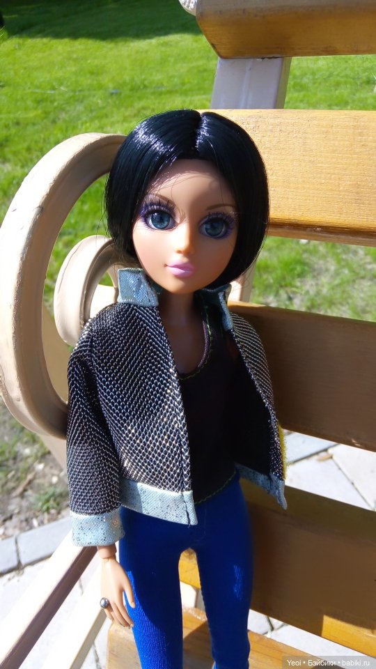 Кукла Мокси Тинз. Аризона в парке