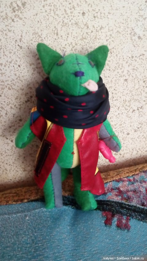 Офицер Лемонграсс собирается в дорогу