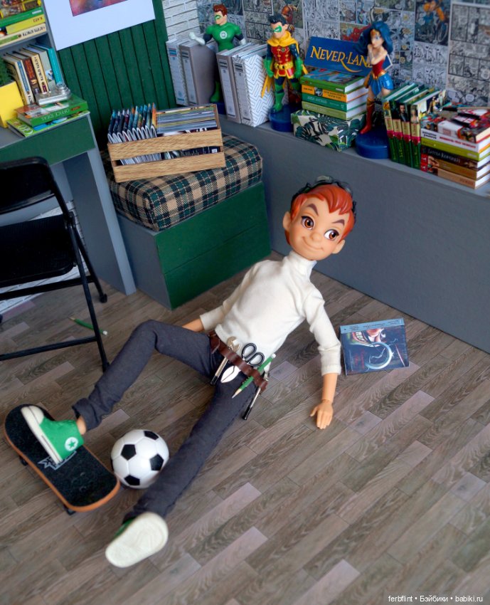 Вечный мальчишка — Куклы Disney Animators и Принцессы Диснея: Disney Store