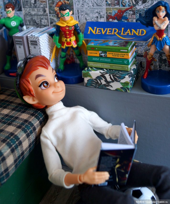 Вечный мальчишка — Куклы Disney Animators и Принцессы Диснея: Disney Store