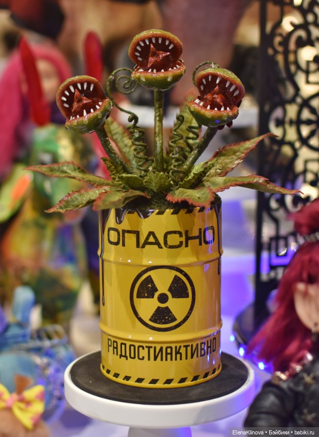 Бал кукол в Севкабеле, Санкт-Петербург. Часть вторая: существа и сущности