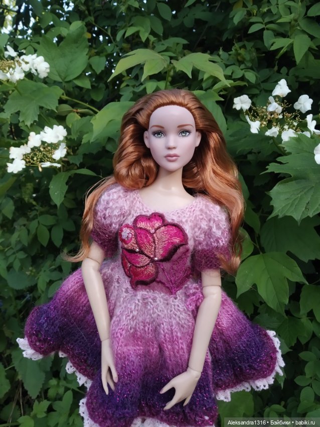 Мечтательная девушка заговорила (фото 7)