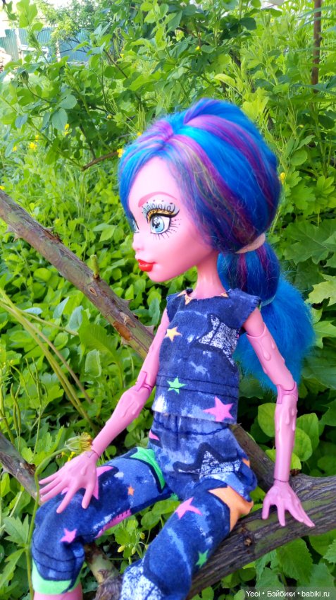 Монстер хай Гулиопа Джеллингтон Кукла 42 см