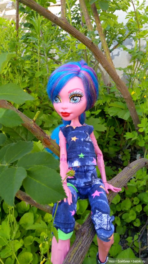 Монстер хай Гулиопа Джеллингтон Кукла 42 см