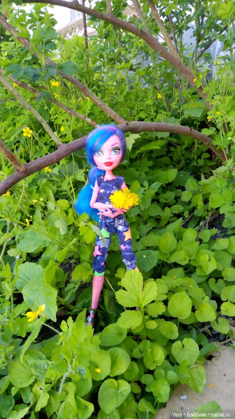 Монстер хай Гулиопа Джеллингтон Кукла 42 см