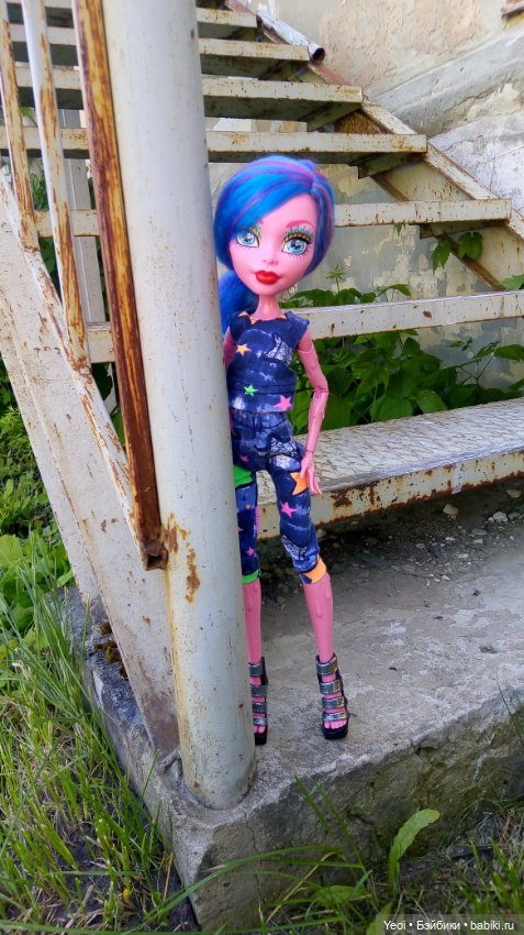 Монстер хай Гулиопа Джеллингтон Кукла 42 см