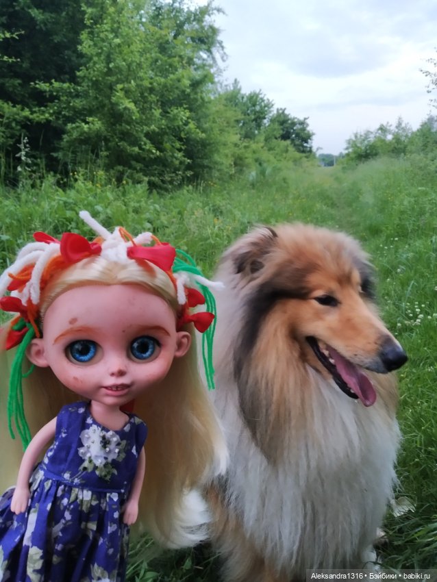 Пошли мы погулять с Марусей вечерком☁️