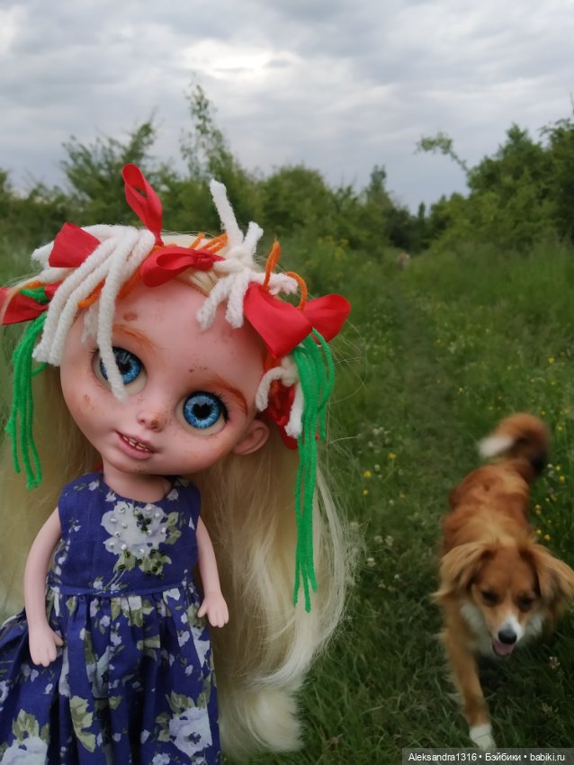 Пошли мы погулять с Марусей вечерком☁️ (фото 2)