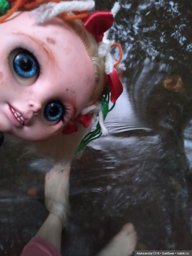 Пошли мы погулять с Марусей вечерком☁️