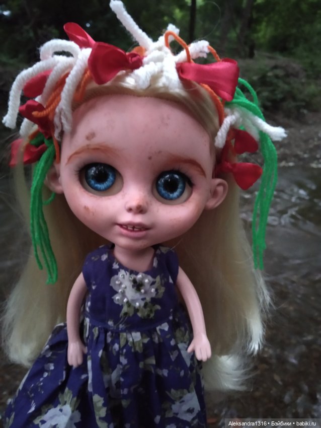 Пошли мы погулять с Марусей вечерком☁️