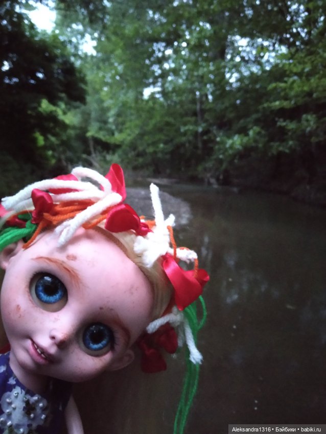 Пошли мы погулять с Марусей вечерком☁️