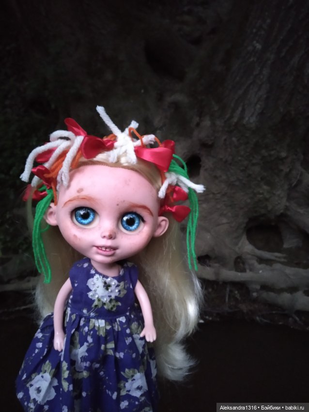 Пошли мы погулять с Марусей вечерком☁️