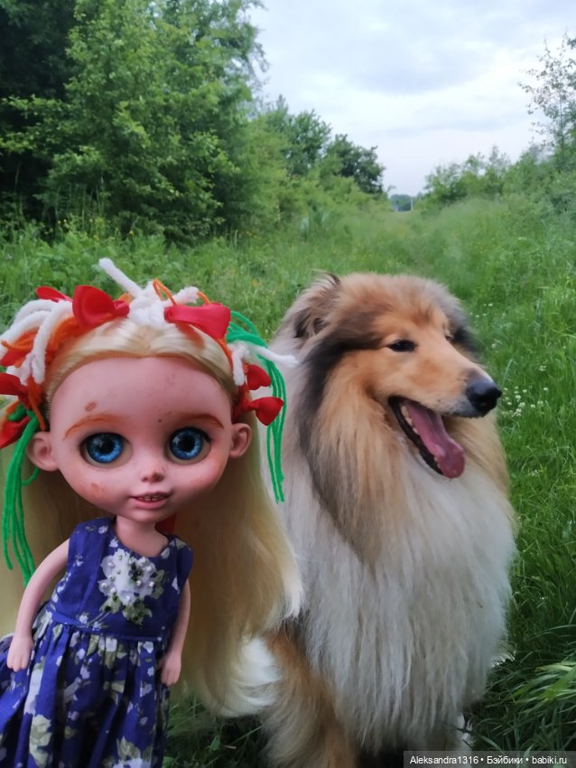 Пошли мы погулять с Марусей вечерком☁️