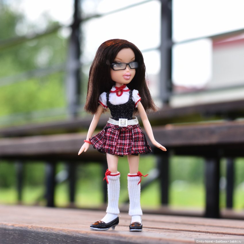 Школьница Обри — Куклы Bratz (Братц) и Moxie Girlz: MGA (фото 2)