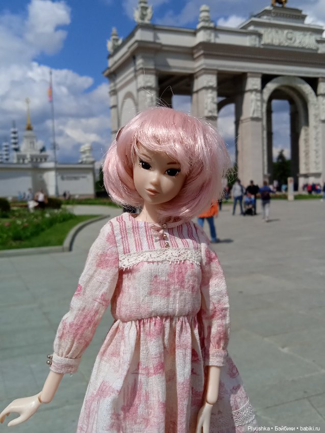 Момоко. Май. ВДНХ. Сирень