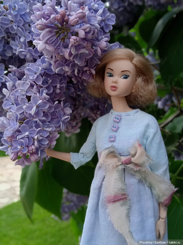 Момоко. Май. ВДНХ. Сирень