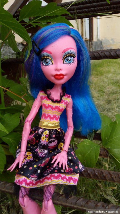 Монстер хай на прогулке, Клодин и Гулиопа, 42см