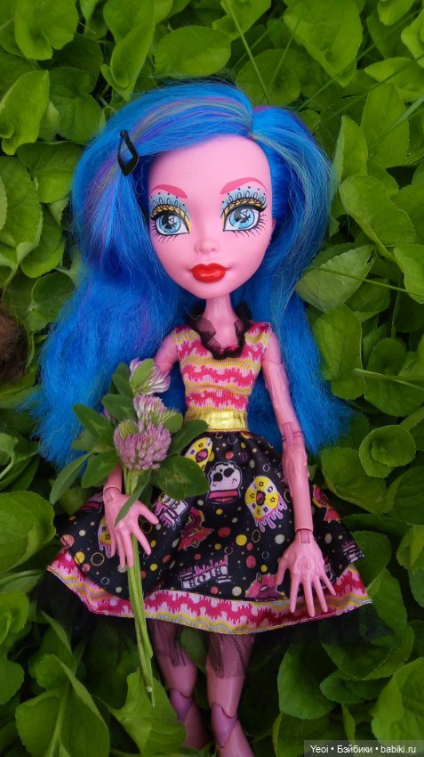 Монстер хай на прогулке, Клодин и Гулиопа, 42см