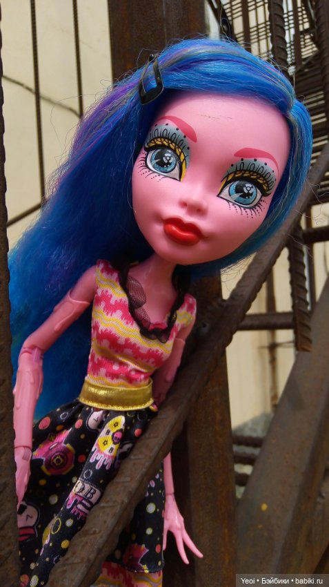 Монстер хай на прогулке, Клодин и Гулиопа, 42см