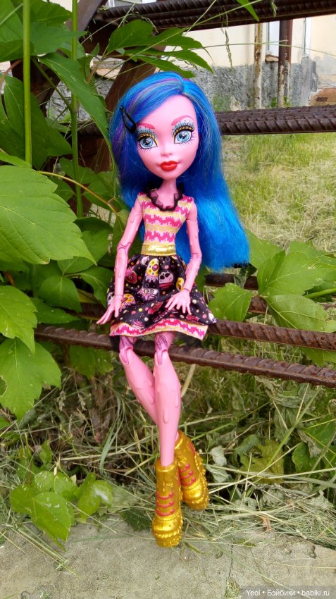 Монстер хай на прогулке, Клодин и Гулиопа, 42см