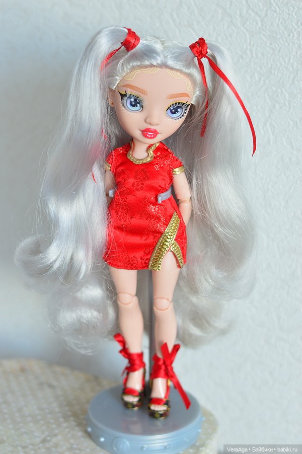 Покраска Делайлы, выщипывание Луны, завивка Ким