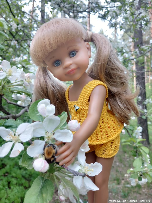 Маленькая модница — Куклы Nines d'Onil (Нинес): Миа (Mia) (фото 5)